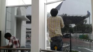 kaca film gedung